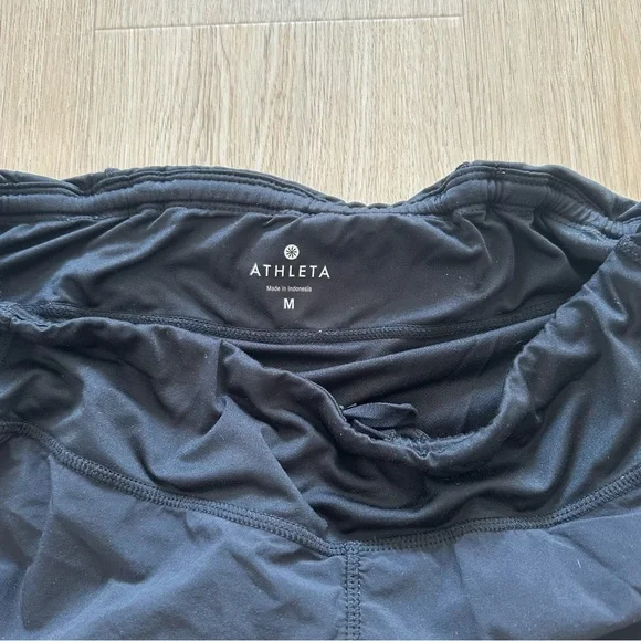 Athleta Ready Set Go Short 4” - Picture 4 of 8